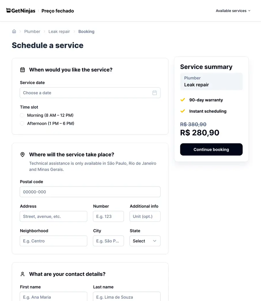 The MVP's desktop booking page, 'Schedule a service': date and time slot, the service address with postal code, contact details, and a service summary for a leak repair with a 90-day warranty, instant scheduling and a fixed price of R$ 280,90.